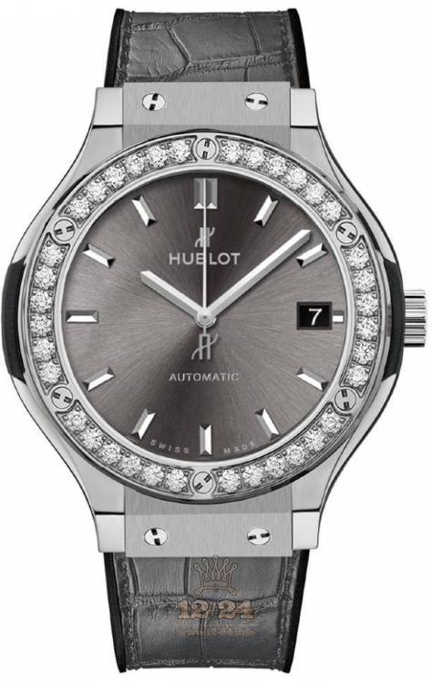 Hublot Classic Fusion Watch 565.NX.7071.LR.1204 38 mm Titanium Case Gray Dial