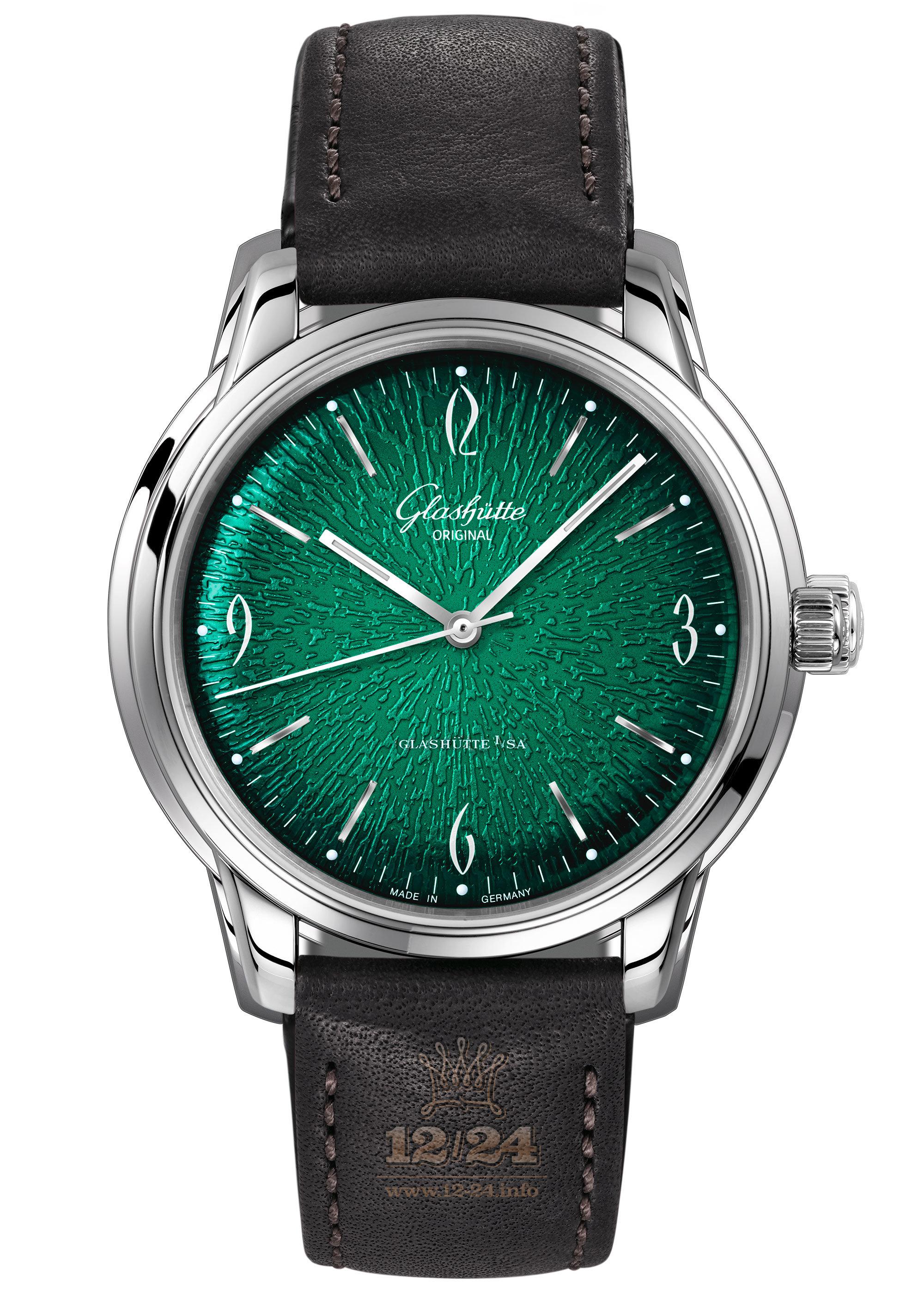 Glashutte Vintage Watch 1-39-52-03-02-04 39 mm Stainless steel Case Black Green Dial