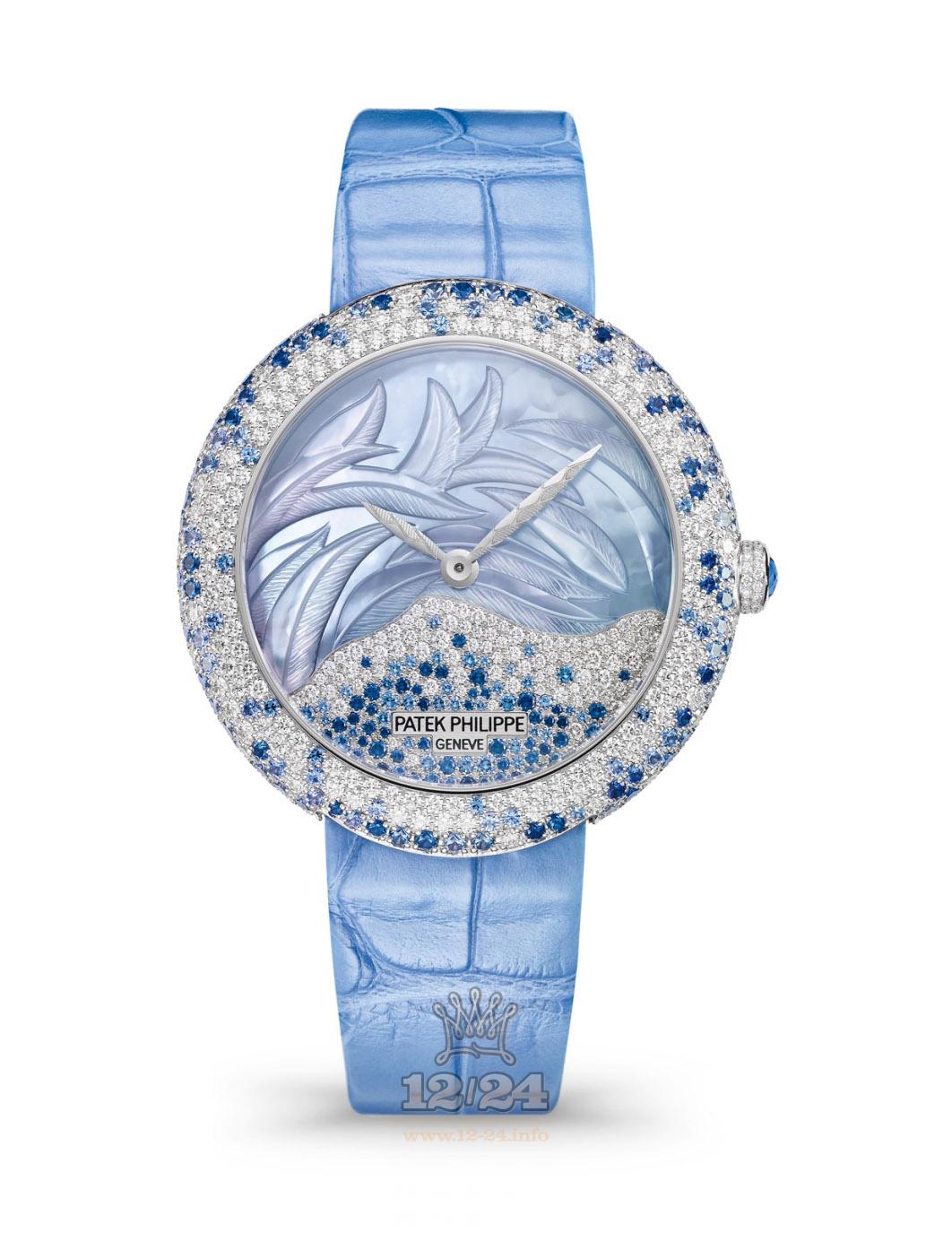 Patek Philippe Calatrava Watch 4899/901G-001 White gold Case Blue Dial